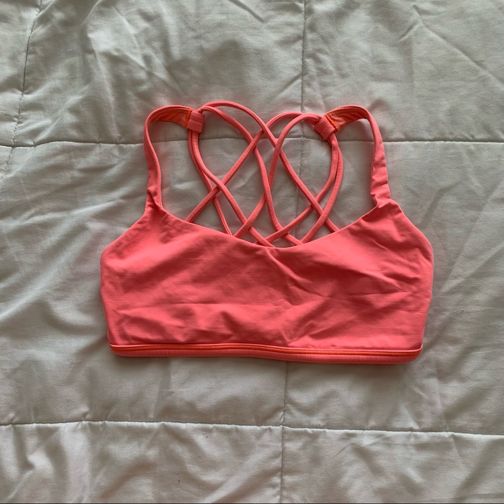 LULULEMON | Sports Bra